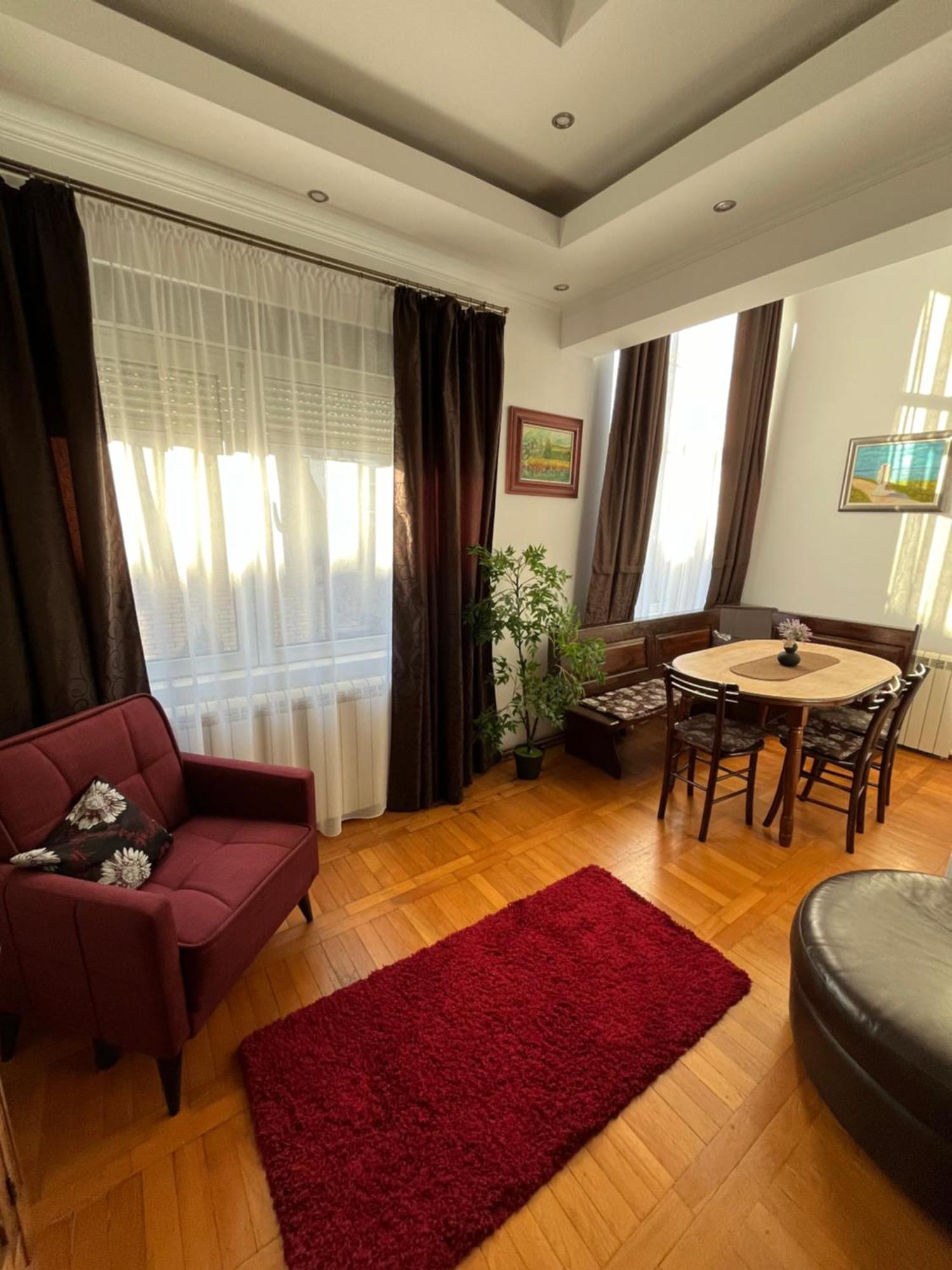 Airport Sky Apartments Lux II Belgrád Kültér fotó